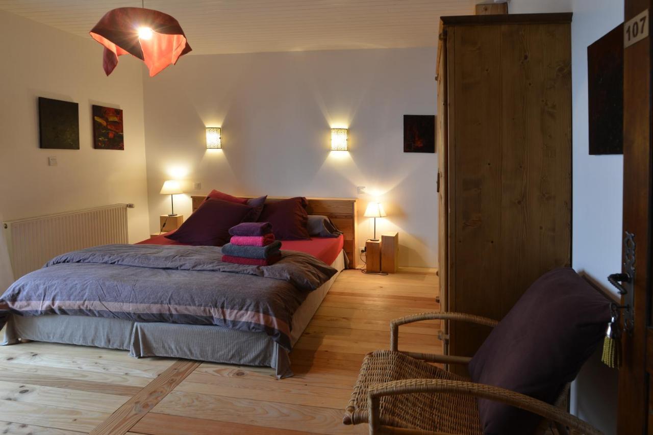 Le Chalet De Valentine Bed & Breakfast ว็องทรง ภายนอก รูปภาพ