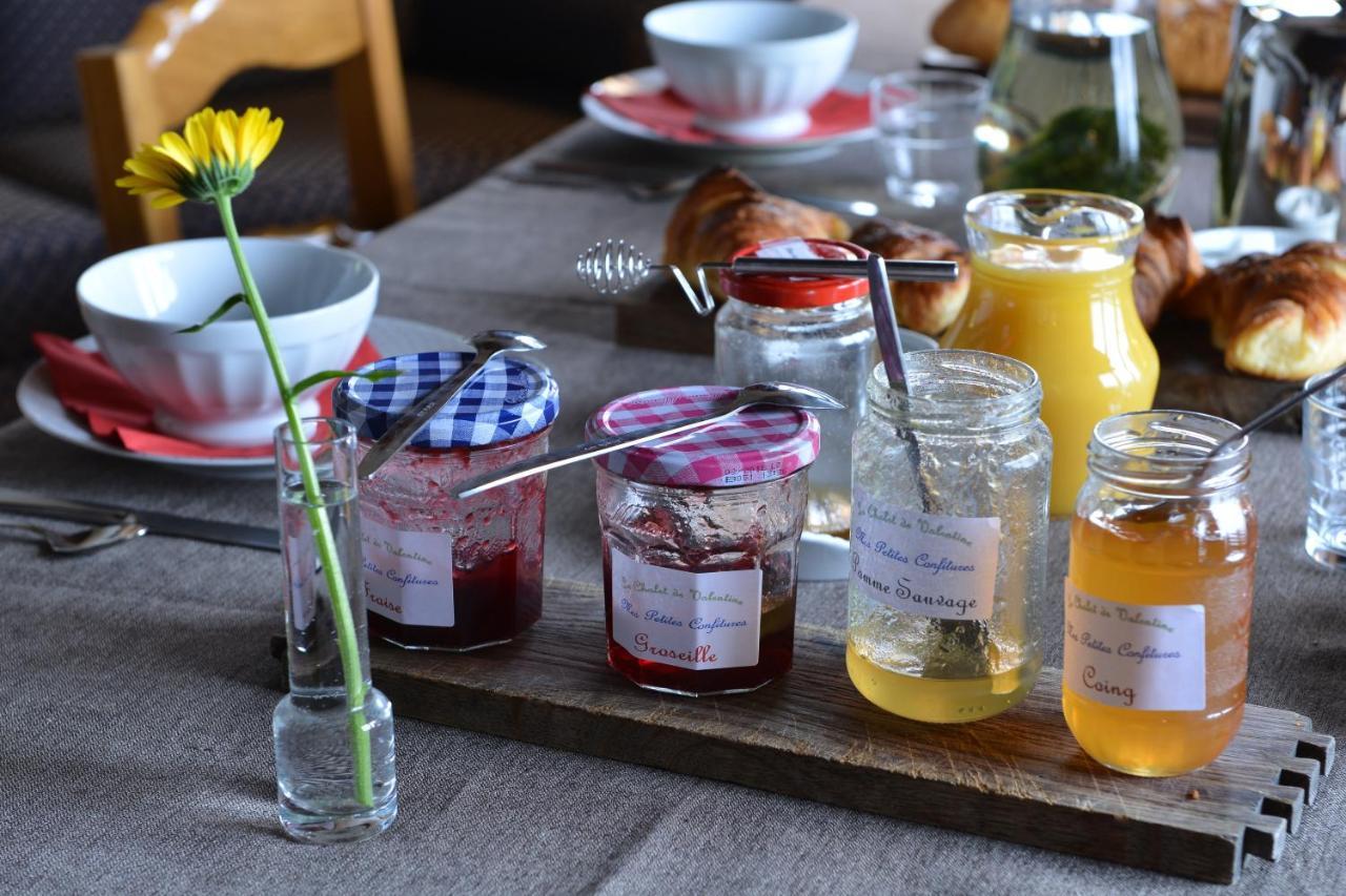 Le Chalet De Valentine Bed & Breakfast ว็องทรง ภายนอก รูปภาพ